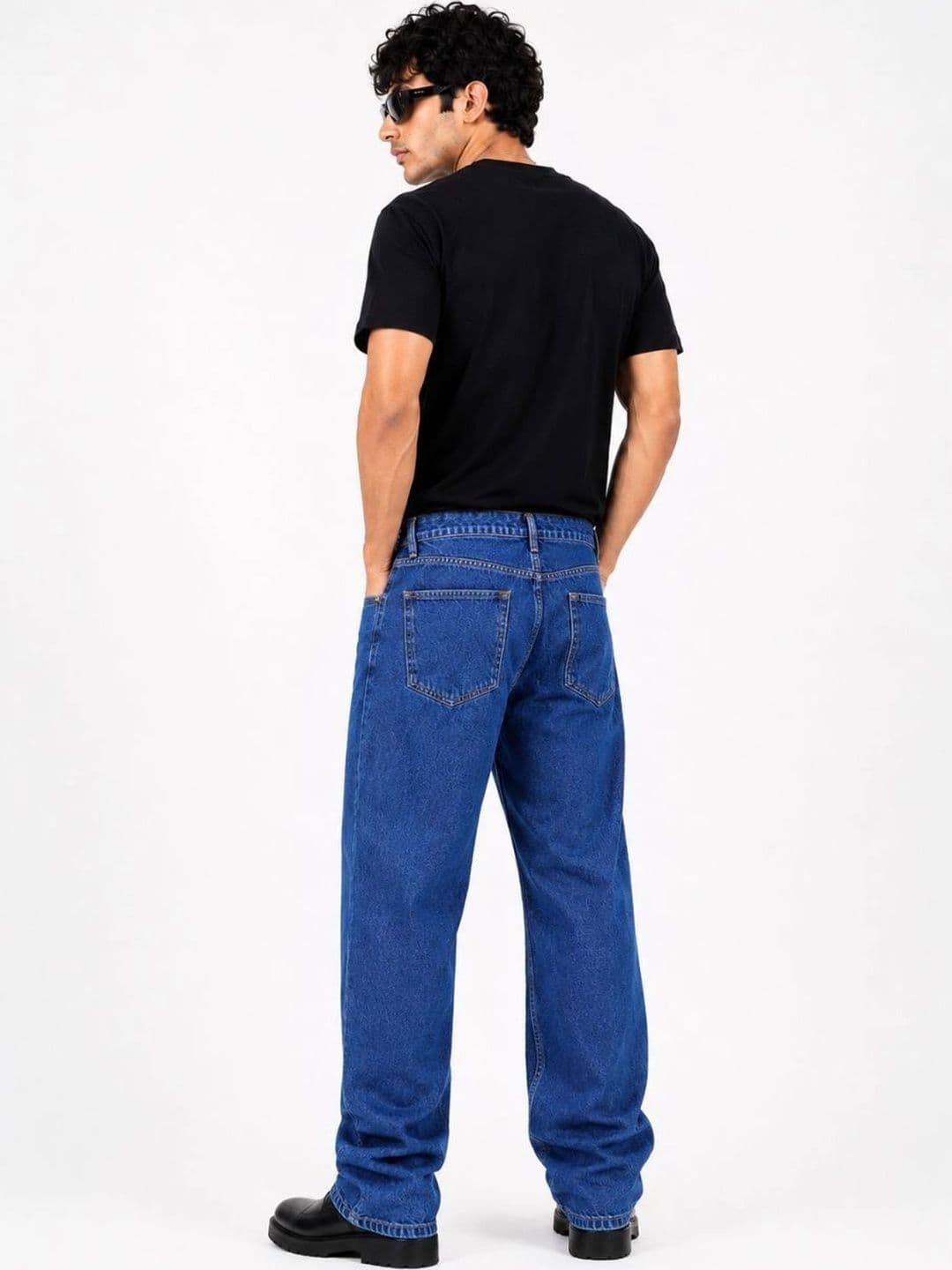 MQ Denim Men Straight Fit Mid-Rise Jeans thumbnail 2