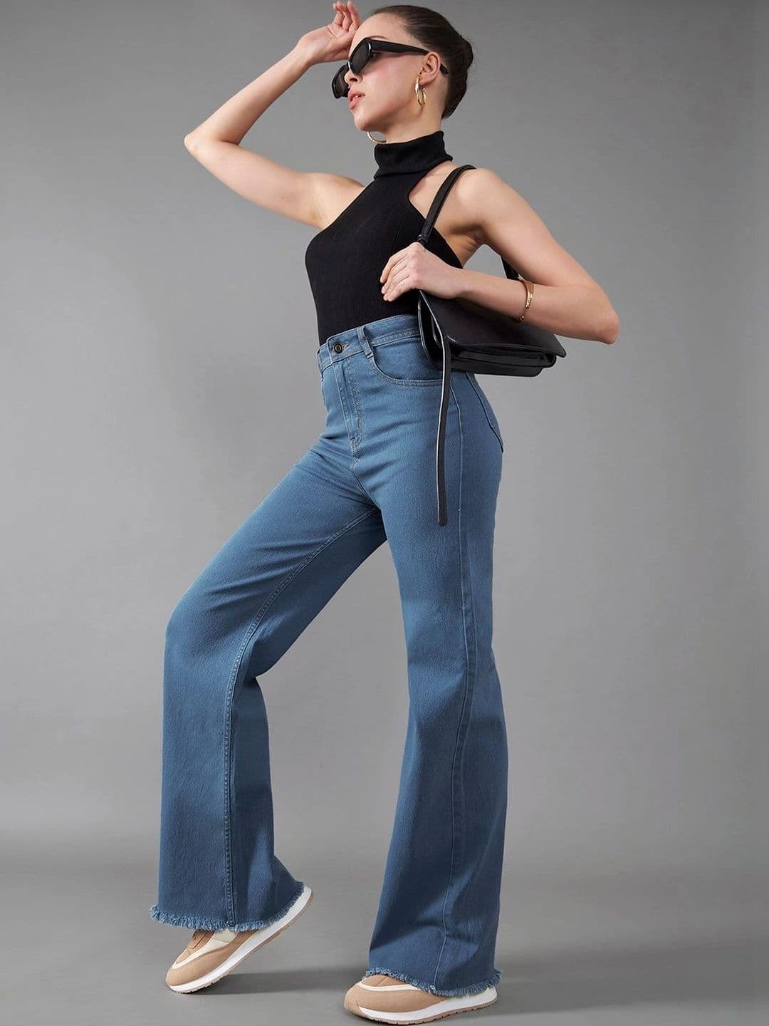 DOLCE CRUDO Women Wide Leg High-Rise Light Fade Cuffed Hem Stretchable Jeans thumbnail 2