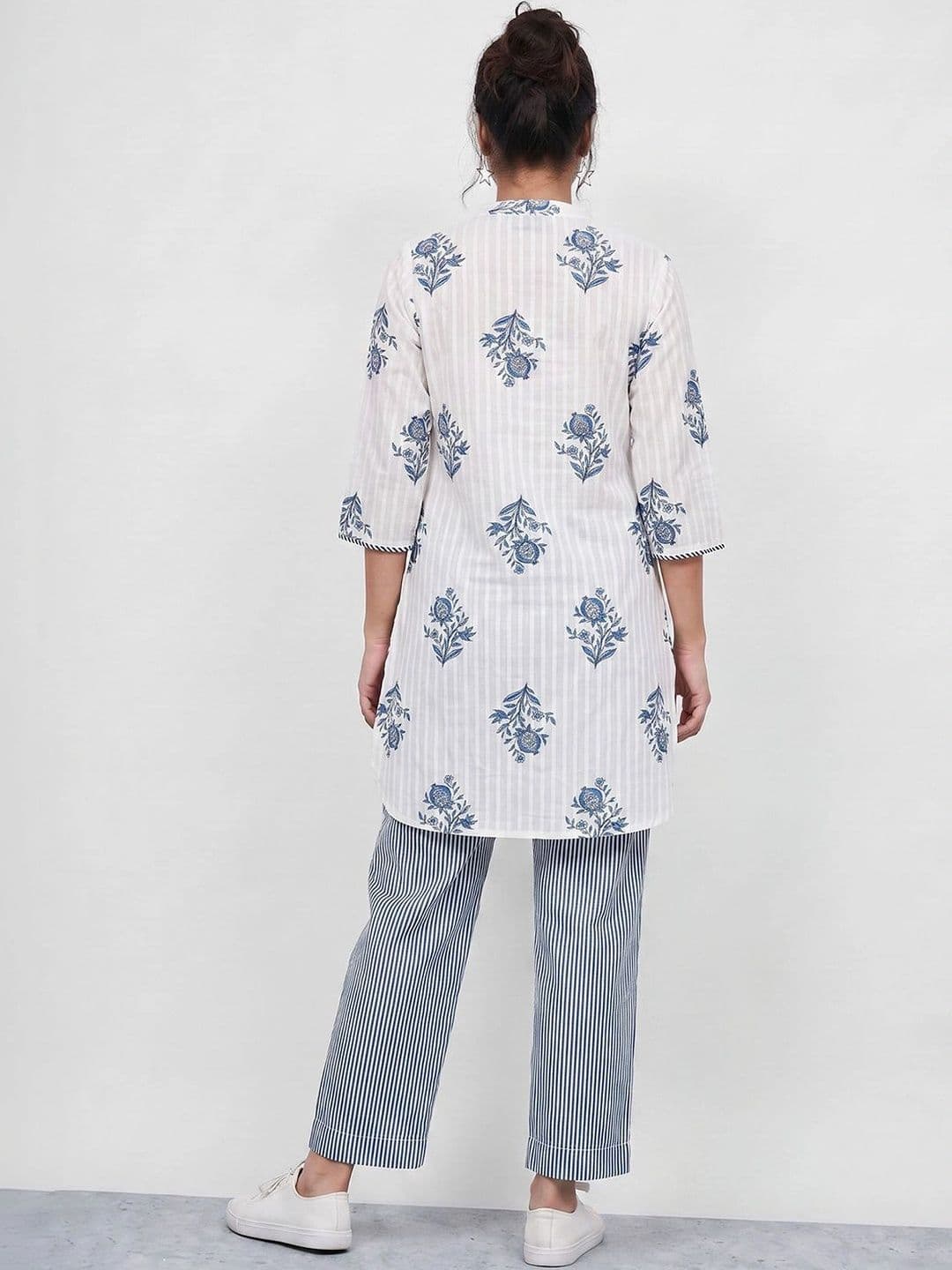 Melange by Lifestyle Women Ethnic Motifs Printed Regular Pure Cotton Kurti with Trousers thumbnail 5