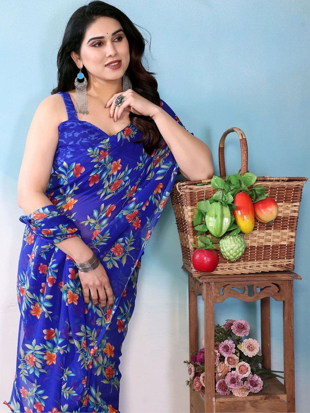 NIRVAAN Floral Pure Georgette Saree thumbnail 2