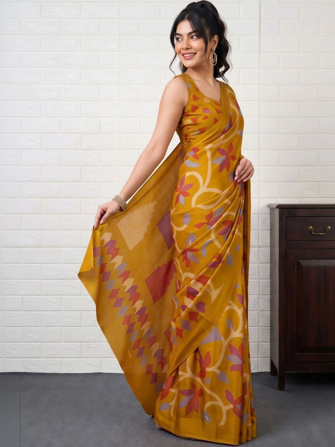 Anouk Floral Art Silk Designer Banarasi Saree thumbnail 2