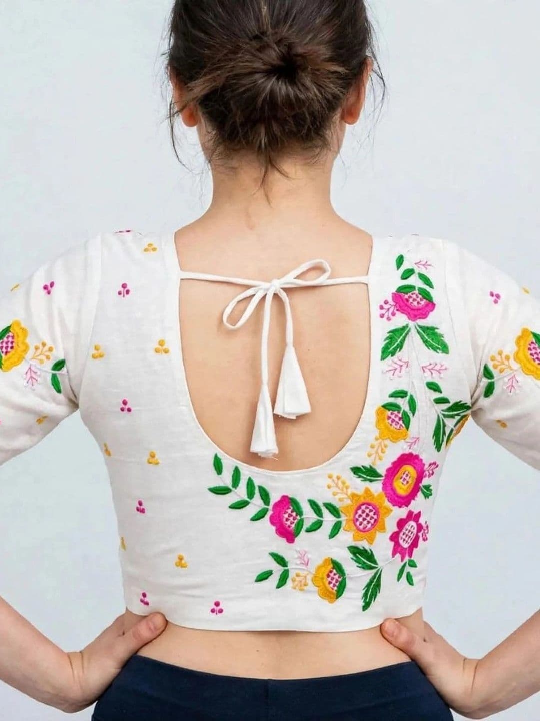 Binatex Cotton Embroidered Thread Work Saree Blouse thumbnail 4
