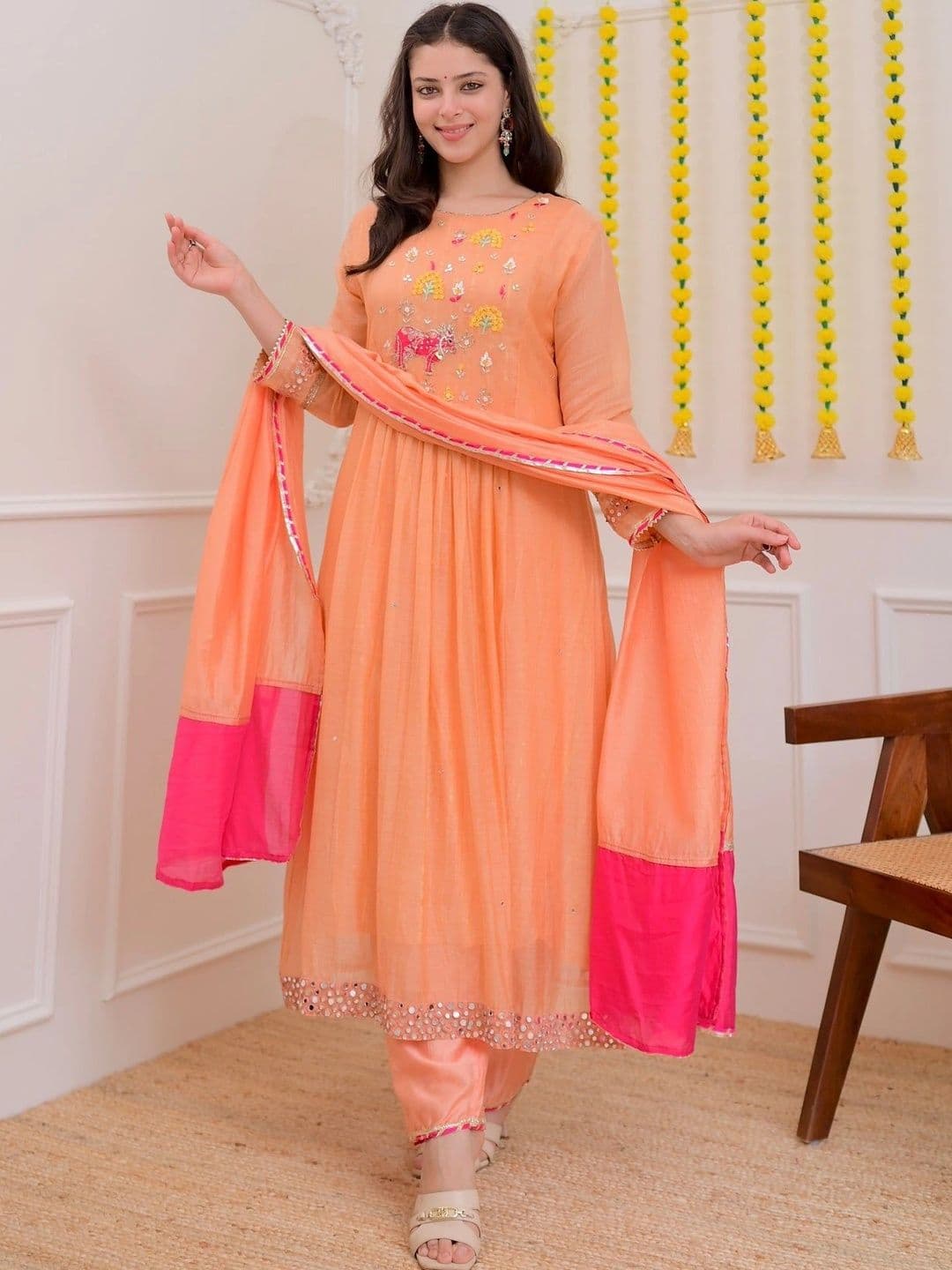 HERE&NOW Women Ethnic Motifs  Empire Mirror Work Kurta with Trousers & With Dupatta thumbnail 2
