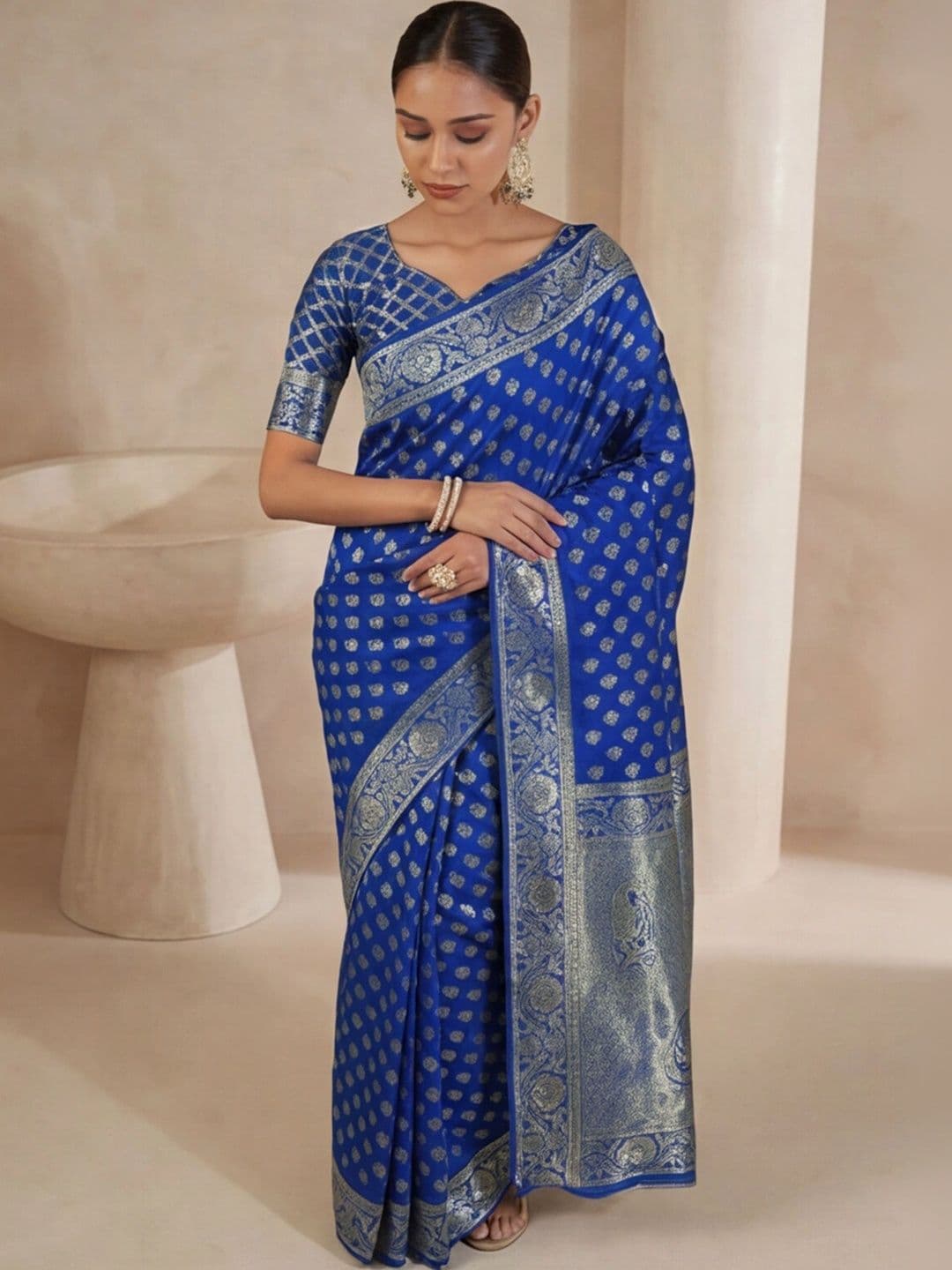 Anouk Rustic Woven Design Zari Silk Blend Designer Banarasi Saree thumbnail 5