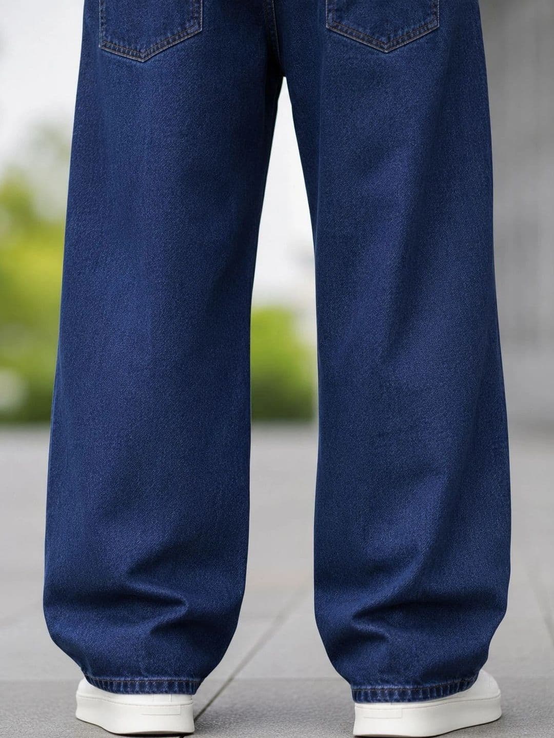 BREXX Men Wide Leg Mid-Rise Stretchable Jeans thumbnail 3