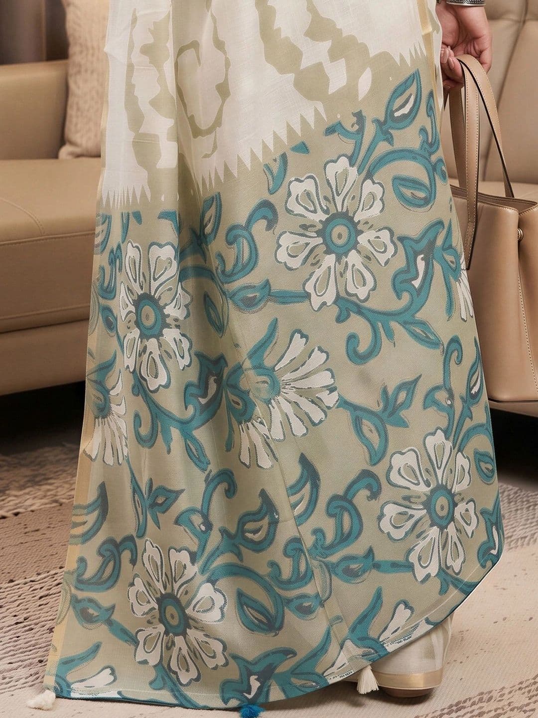 Sangria Designer Block Print Saree thumbnail 2