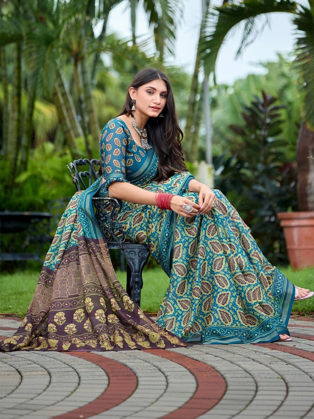 K 5 Fashion Ethnic Motifs Zari Pure Cotton Fusion Ikat Saree thumbnail 2