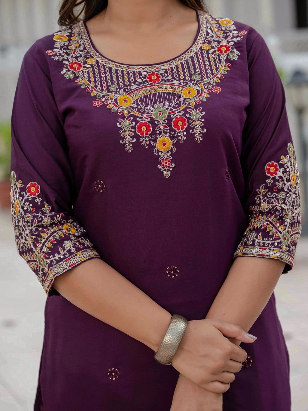Sangria Women Ethnic Motifs Thread Work Kurta with Trousers & With Dupatta thumbnail 6