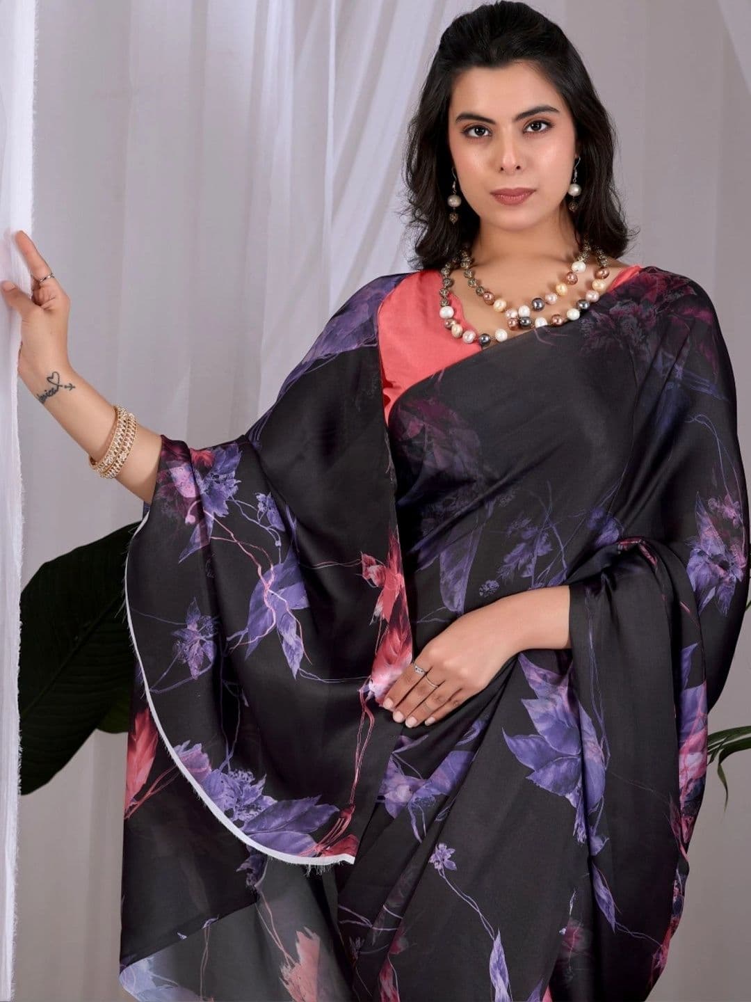 Moda Rapido  women Floral Designer Saree thumbnail 6