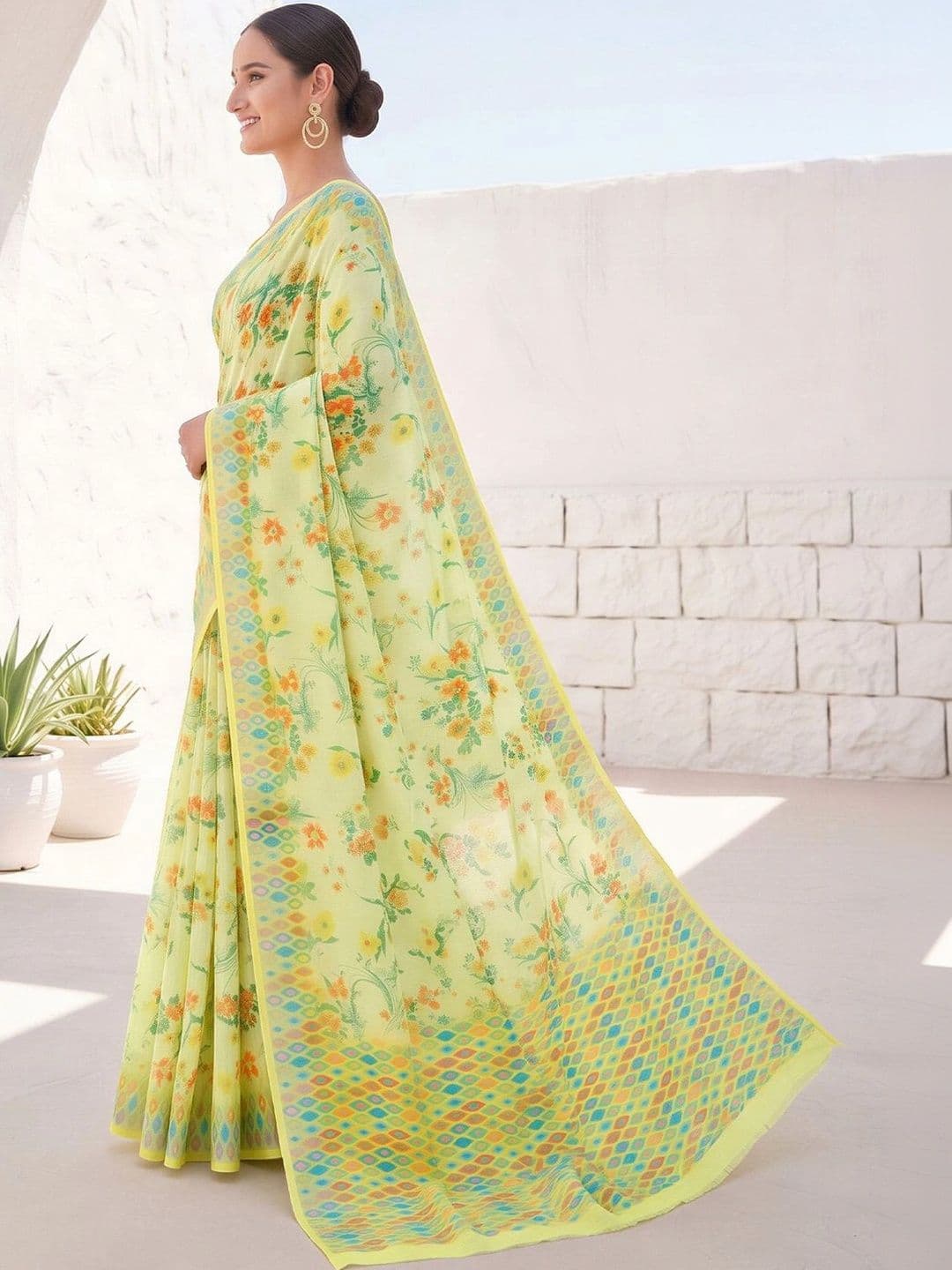 Anouk Floral Zari Designer Saree thumbnail 6