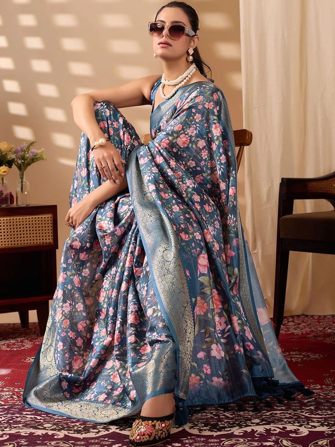 Moda Rapido Floral Zari Silk Blend Designer Saree thumbnail 2