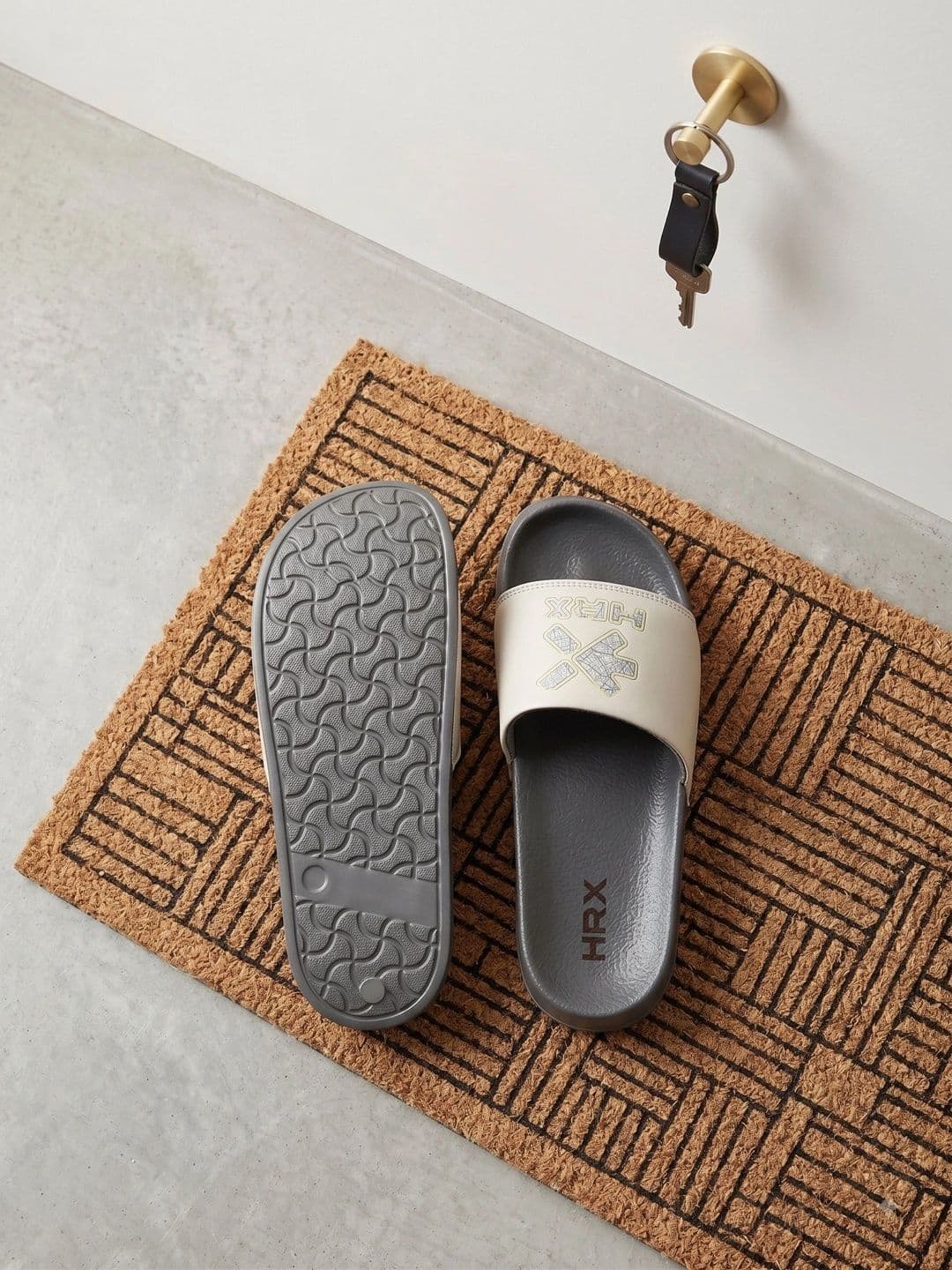 HRX by Hrithik Roshan Men Printed Sliders thumbnail 5