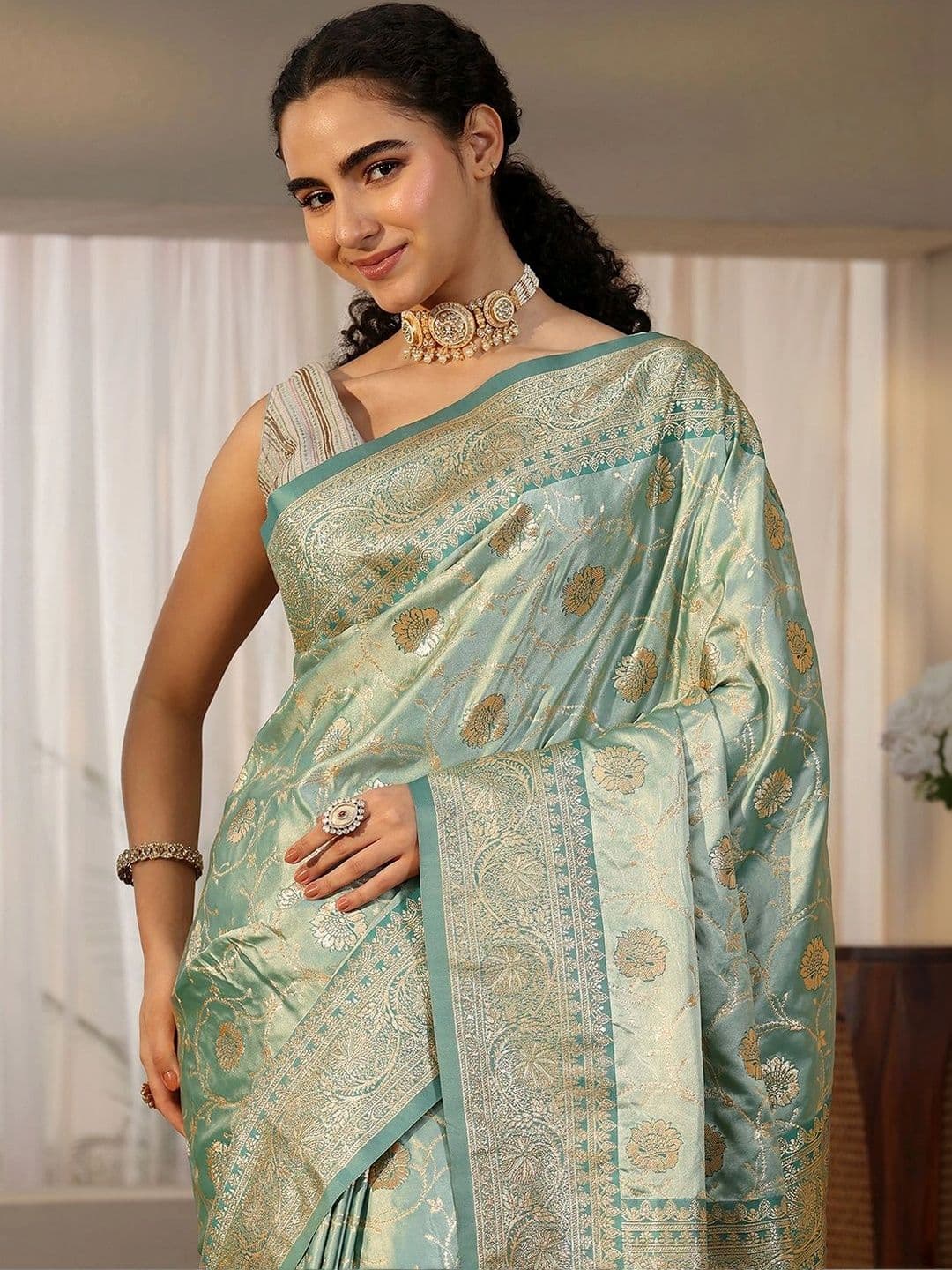 Libas Woven Design Zari Satin Saree thumbnail 7