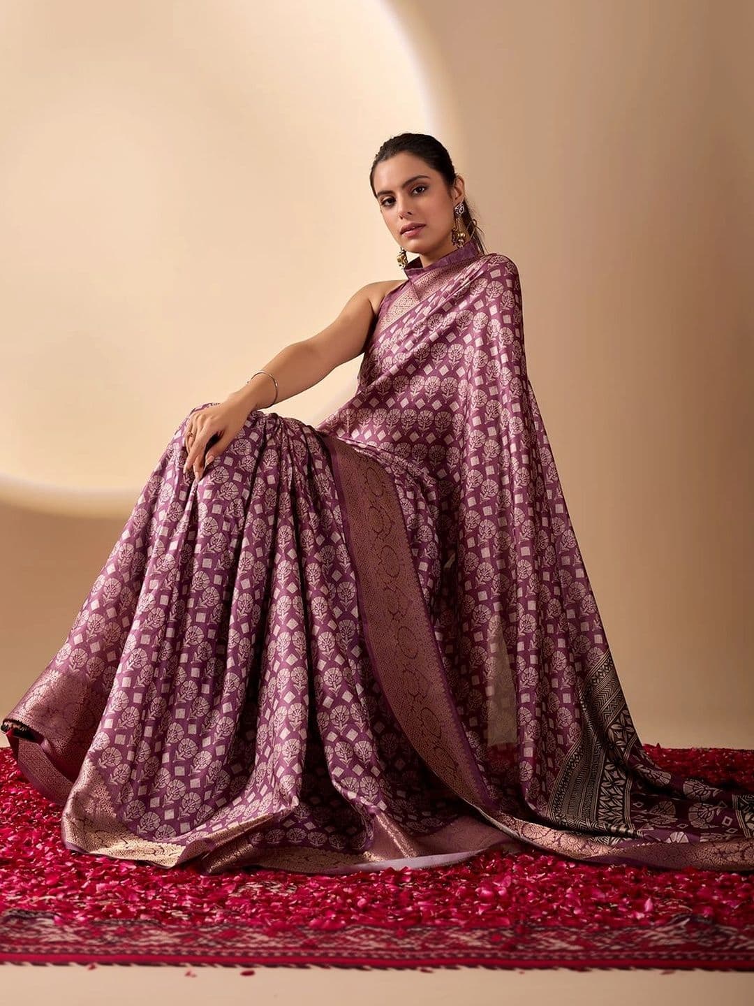 Moda Rapido Zari Silk Blend Designer Saree thumbnail 3