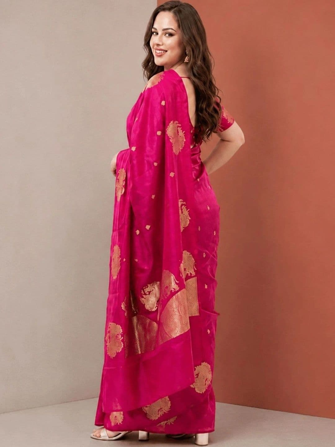 Cashing Fashion Zari Saree thumbnail 2