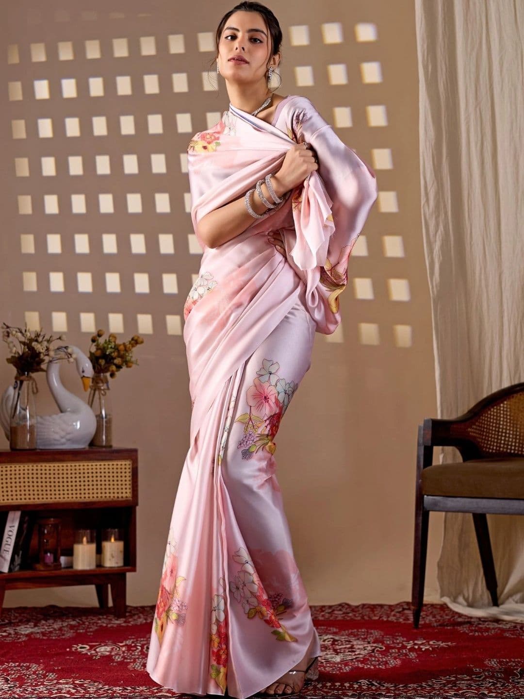 Moda Rapido  Women Floral Designer Saree thumbnail 7