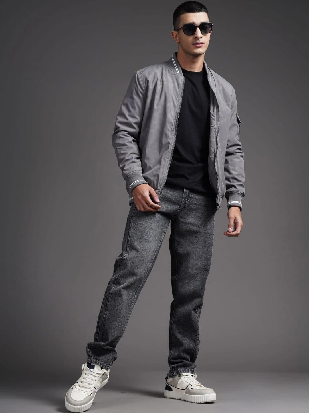 PAUL STREET Men Comfort Tapered Fit Mid-Rise Jeans thumbnail 4