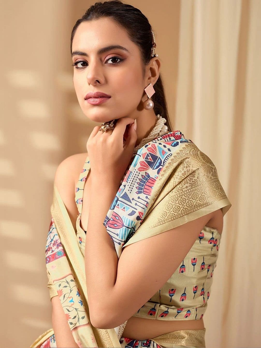 Moda Rapido Zari Silk Blend Designer Saree thumbnail 7