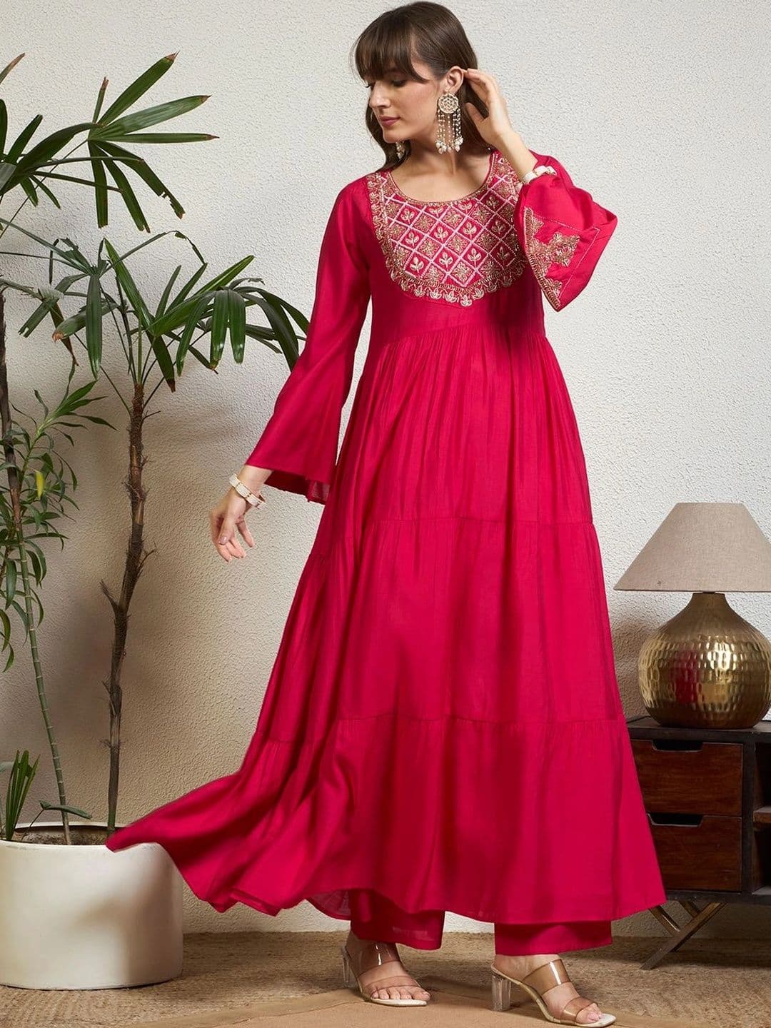 Honky Tonky Women Ethnic Motifs Embroidered Tiered Thread Work Kurta with Trousers & With Dupatta - view 1
