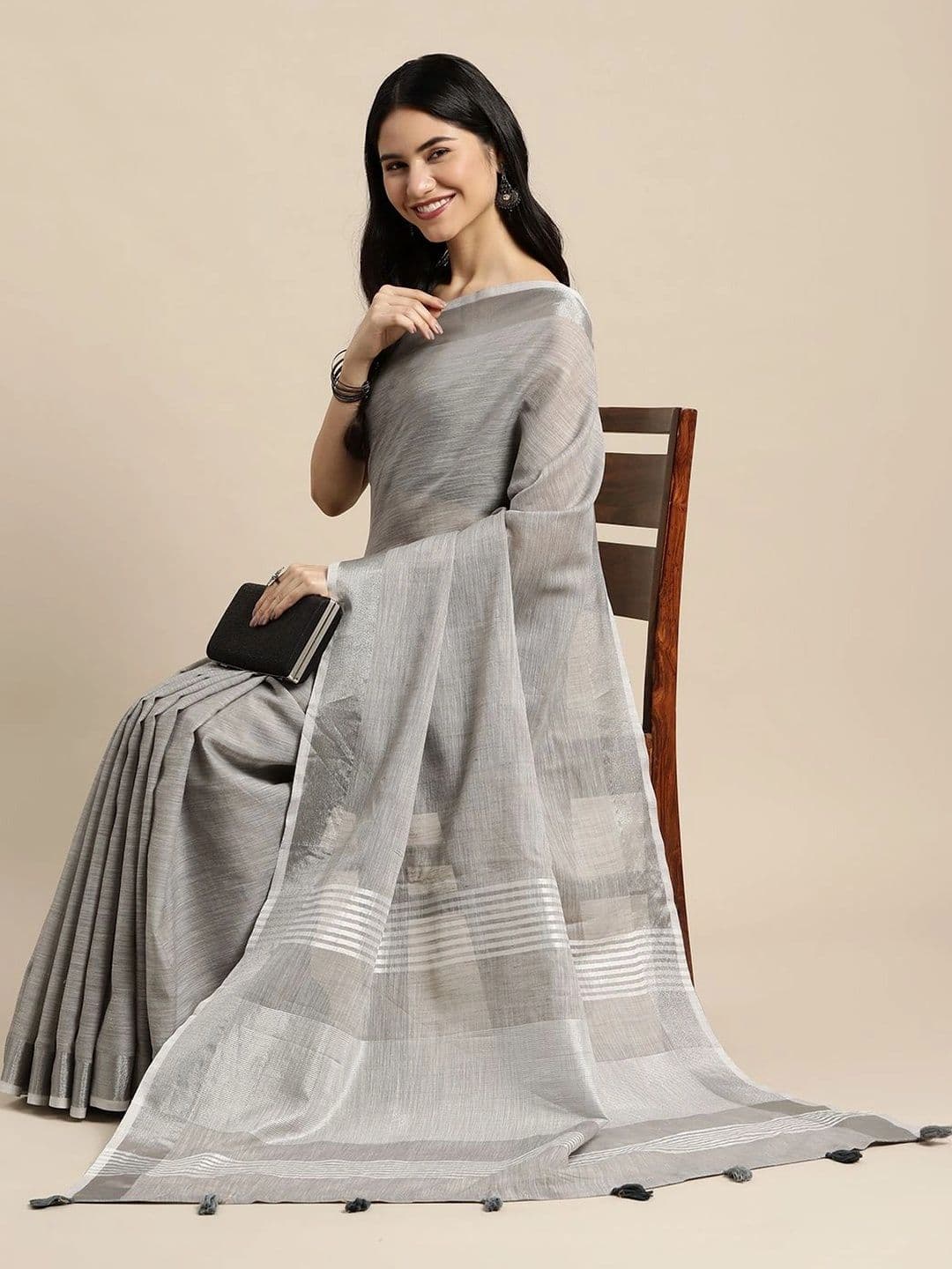 Mitera Woven Design Linen Blend Saree thumbnail 2