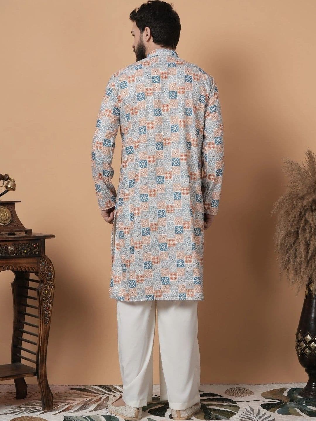SHROBH Men Geometric Printed Khadi Kurta thumbnail 5