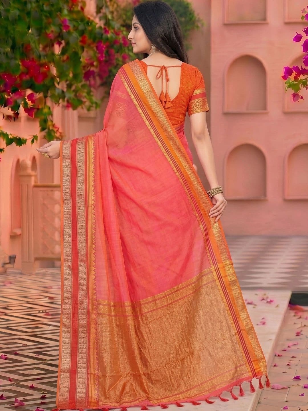 Madhuhansh Striped Zari Silk Cotton Saree thumbnail 2