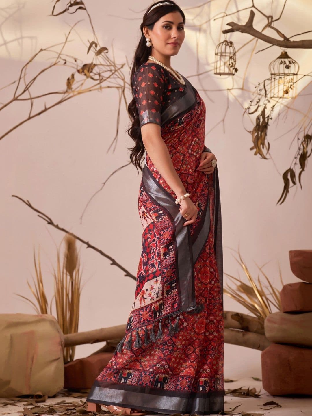 Moda Rapido Kalamkari Zari Linen Blend Designer Patola Saree thumbnail 5