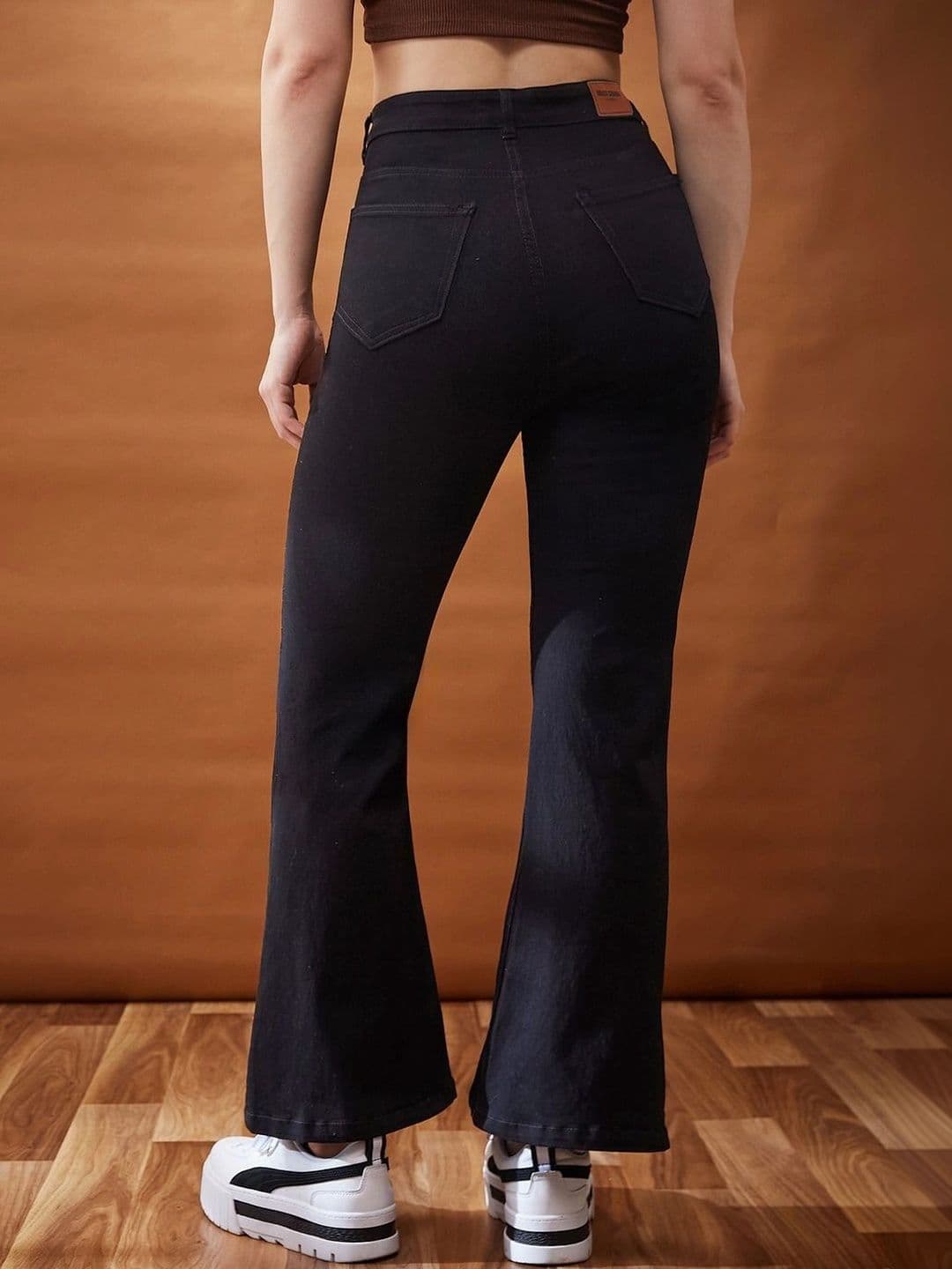 DOLCE CRUDO Women Bootcut High-Rise Heavy Fade Stretchable Jeans thumbnail 2