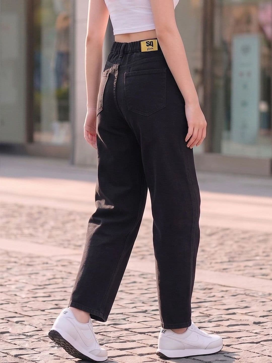 Style Quotient Women Barrel Fit High Rise Cotton Jeans thumbnail 4