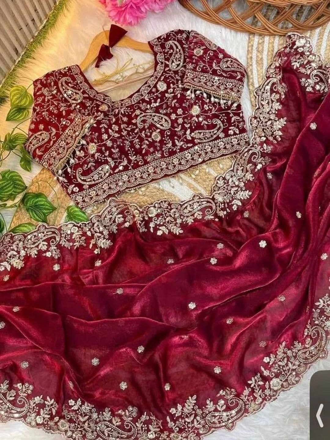 NaariThread Zari Tissue Heavy Work Mysore Silk Saree thumbnail 3