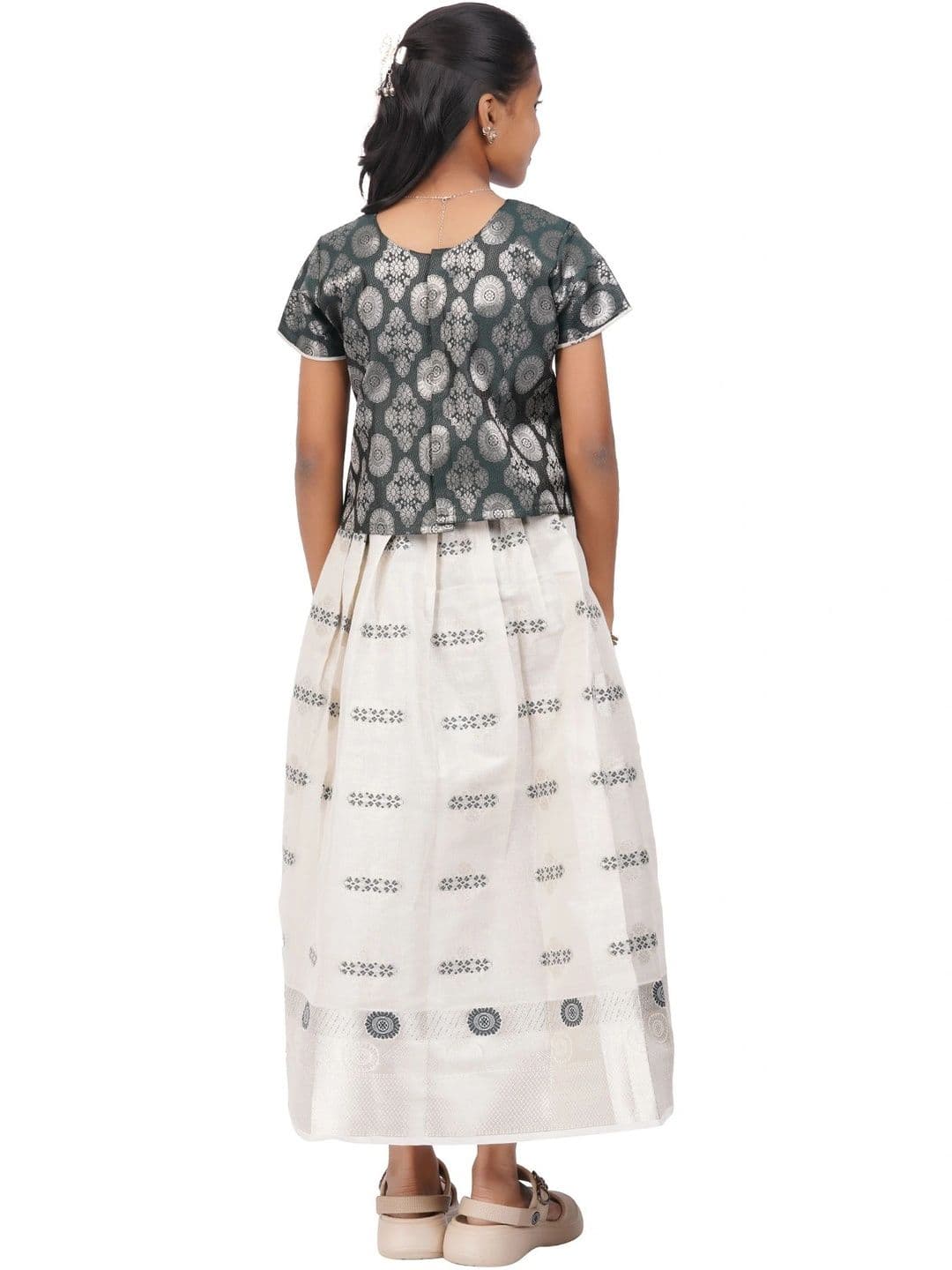 SKV ETHNIVERSE Girls Printed Ready to Wear Lehenga & Blouse thumbnail 3