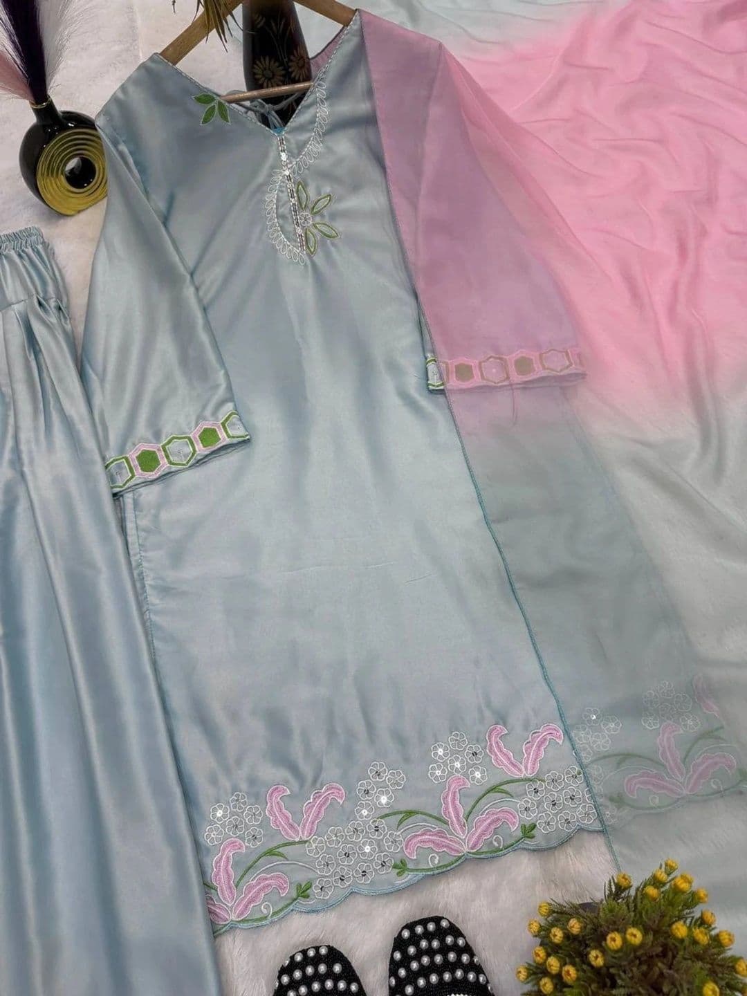 all about you Women Ethnic Motifs Embroidered Regular Thread Work Kurta with Patiala & With Dupatta thumbnail 6