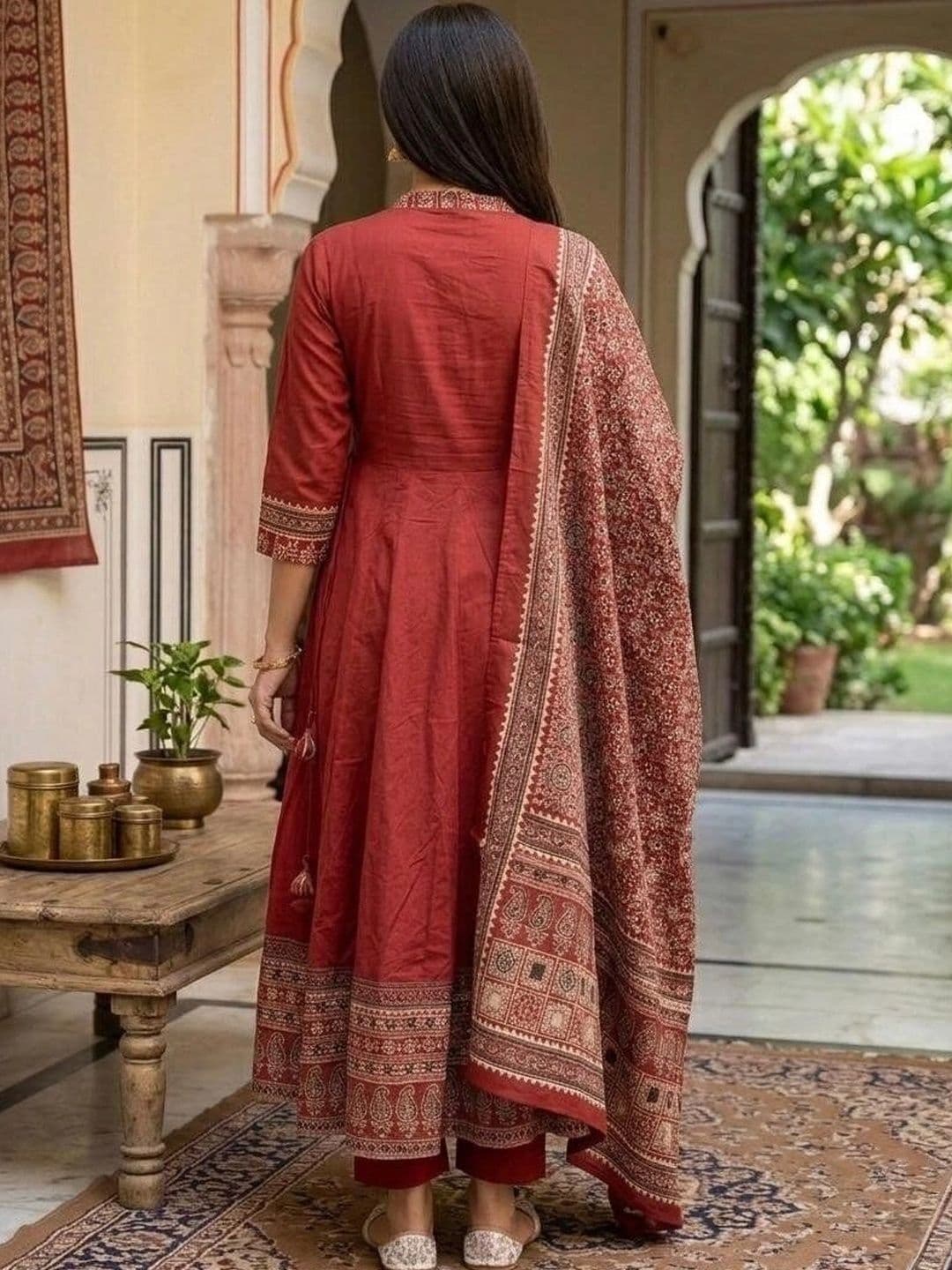 VASTRAPEDIA Women Ethnic Motifs Printed Regular Pure Cotton Kurta with Trousers & With Dupatta thumbnail 3