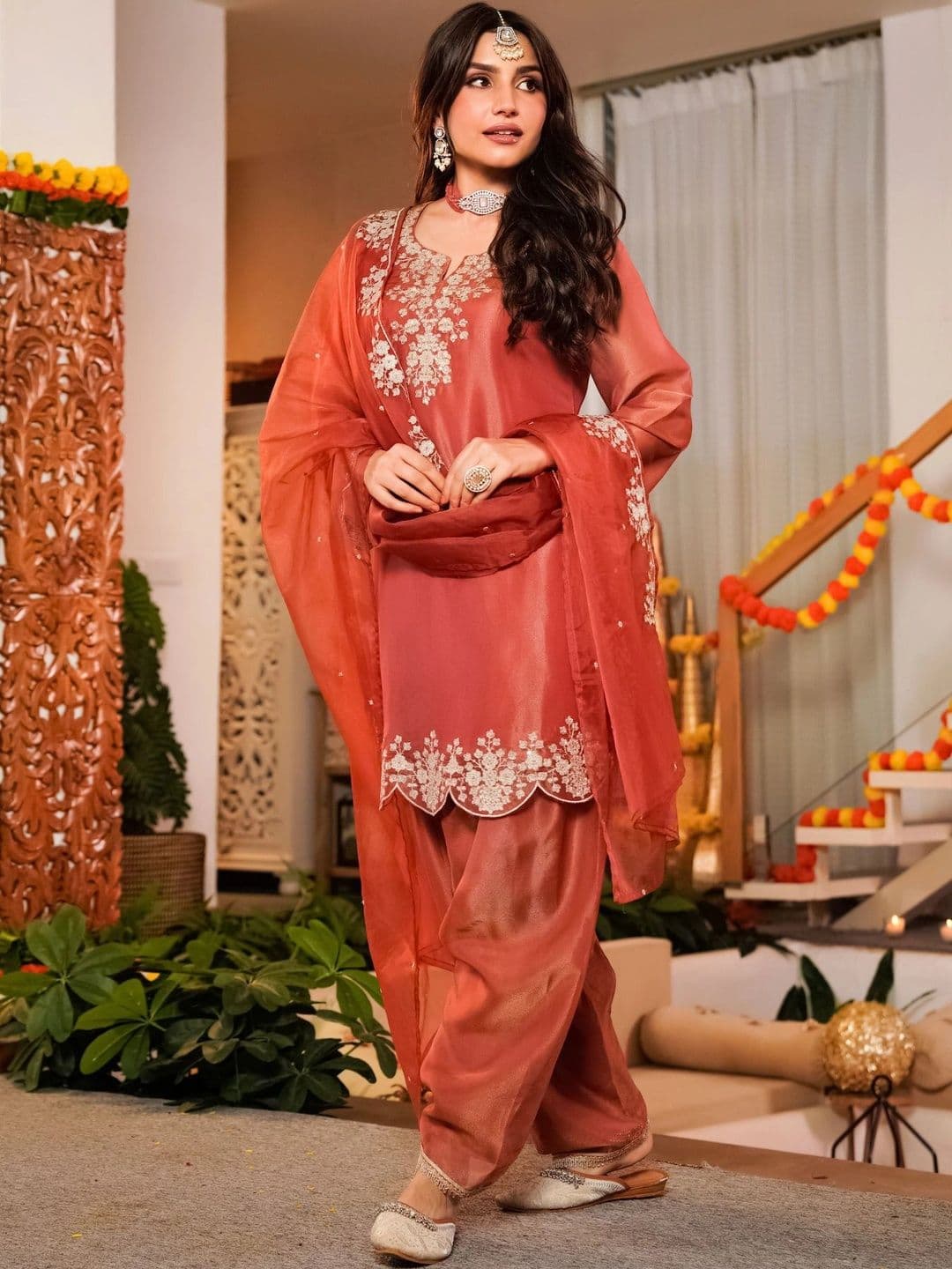 all about you Women Ethnic Motifs  Kurta with Patiala & With Dupatta thumbnail 7