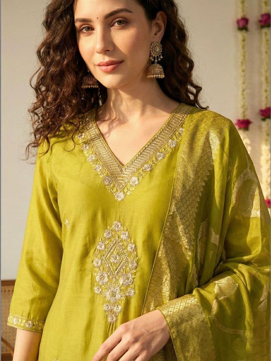 SHRI VANYA CREATION Women Ethnic Motifs Embroidered Regular Chanderi Silk Kurta with Trousers & With Dupatta - view 1