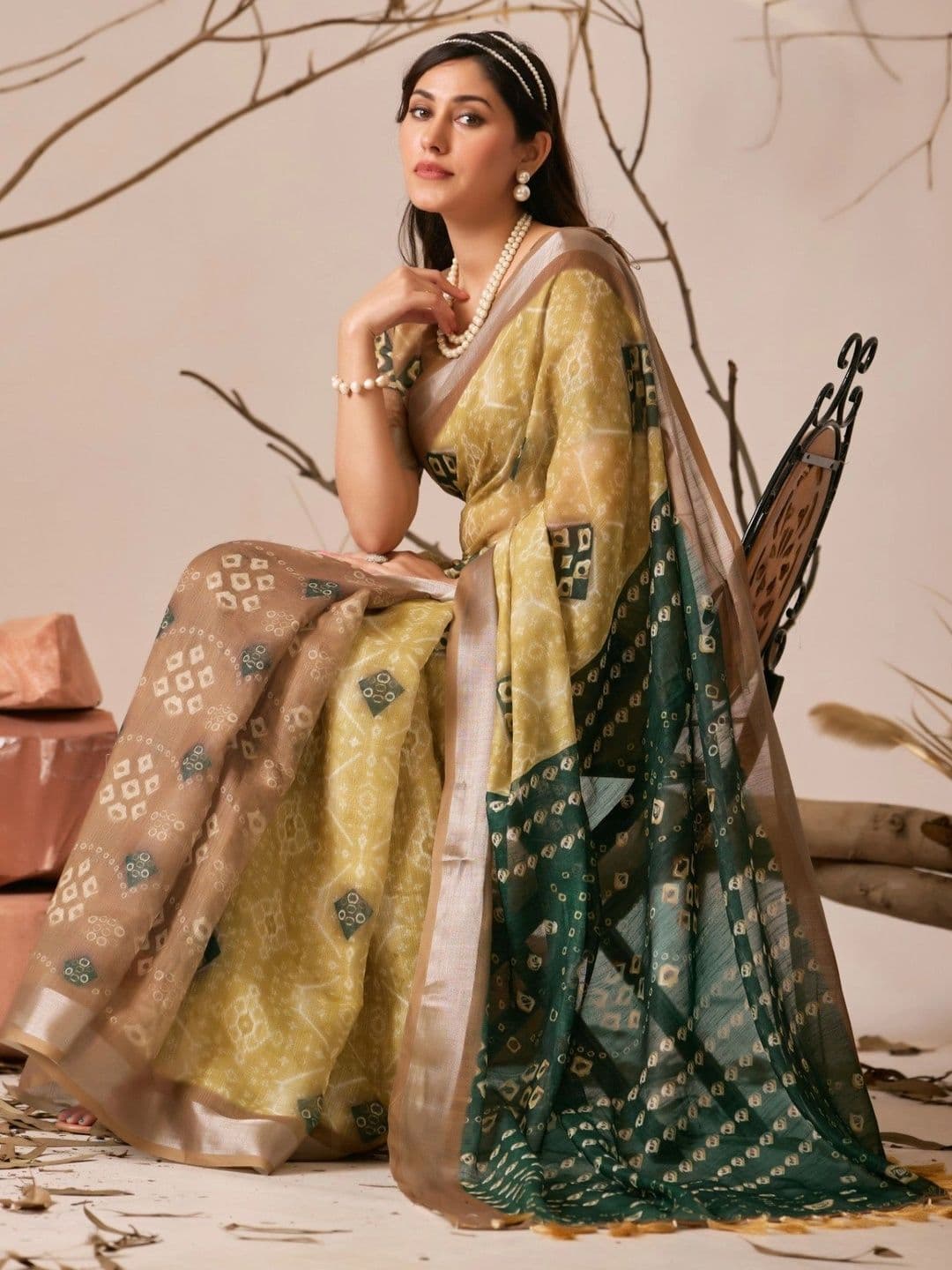 Moda Rapido Bandhani Zari Linen Blend Designer Patola Saree thumbnail 5