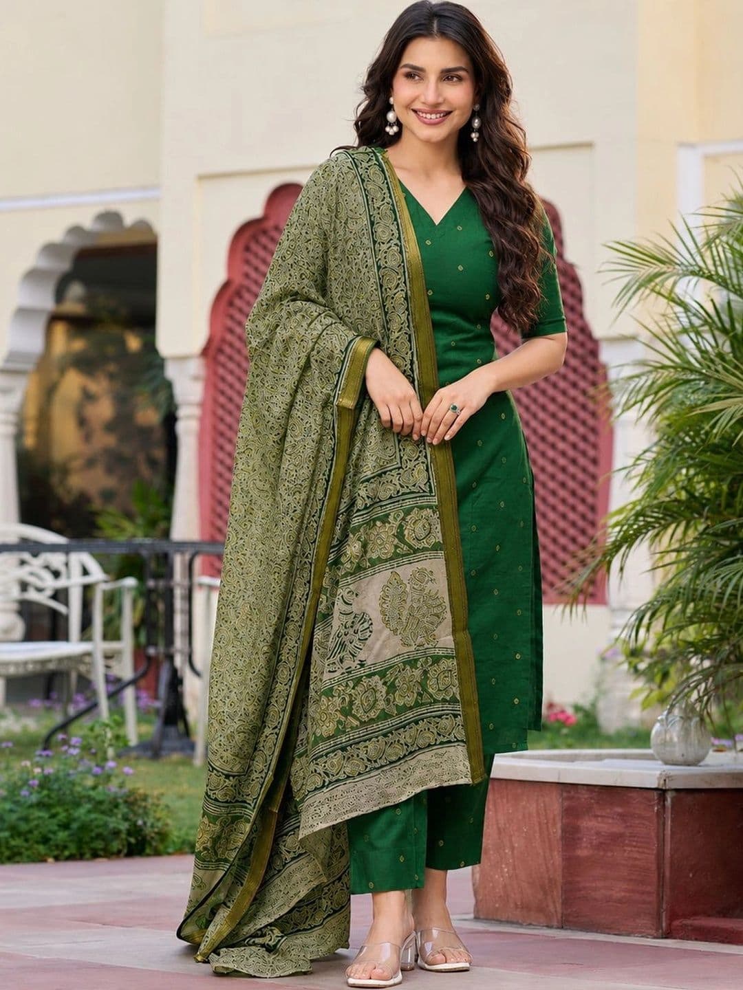 Aaghnya Women Ethnic Motifs Regular Kurta with Trousers & With Dupatta - view 1