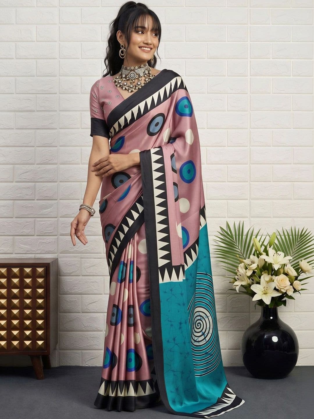 Anouk Ethnic Motifs Satin Designer Saree thumbnail 7