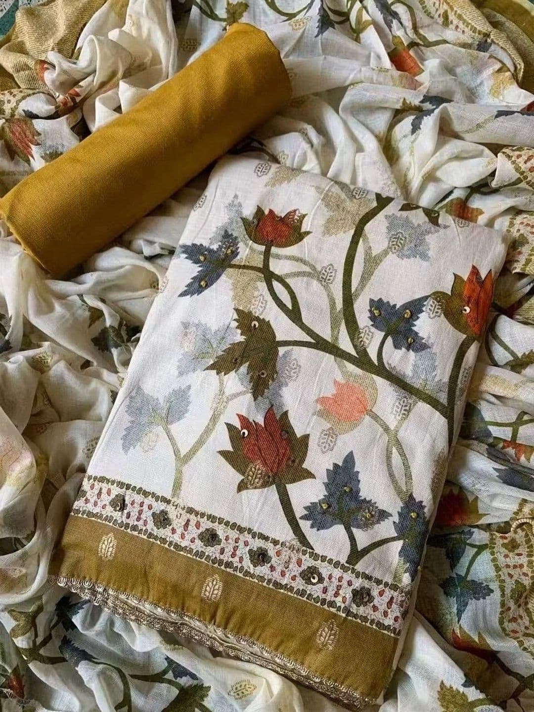 FashionsEye Printed Pure Cotton Unstitched Dress Material - view 1