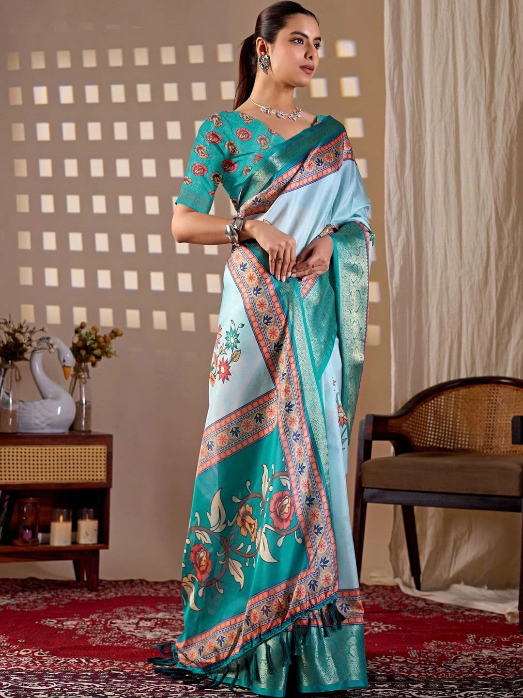 Moda Rapido Floral Zari Silk Blend Designer Saree thumbnail 6