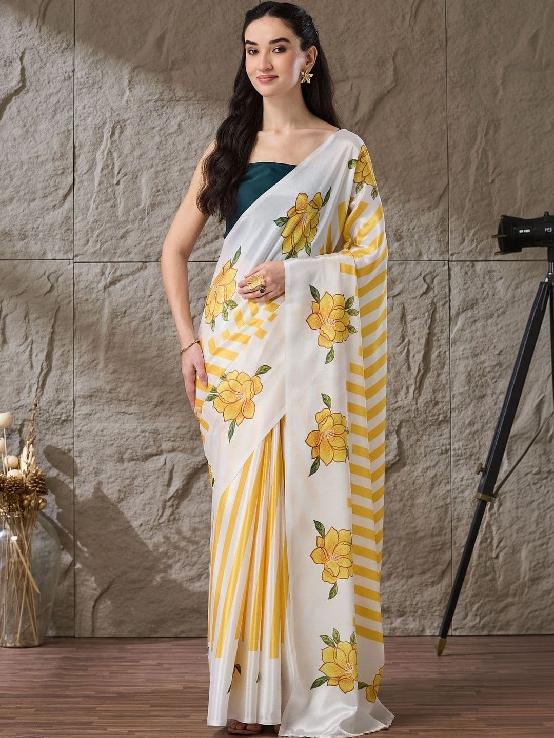 RACHNA Floral Satin Designer Ikat Saree thumbnail 5