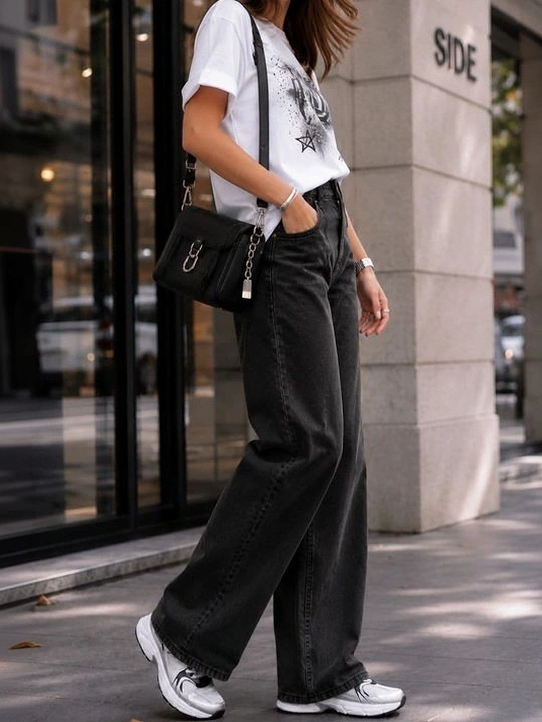 kitty-fashion Women Comfort Wide Leg High-Rise Stretchable Jeans thumbnail 2
