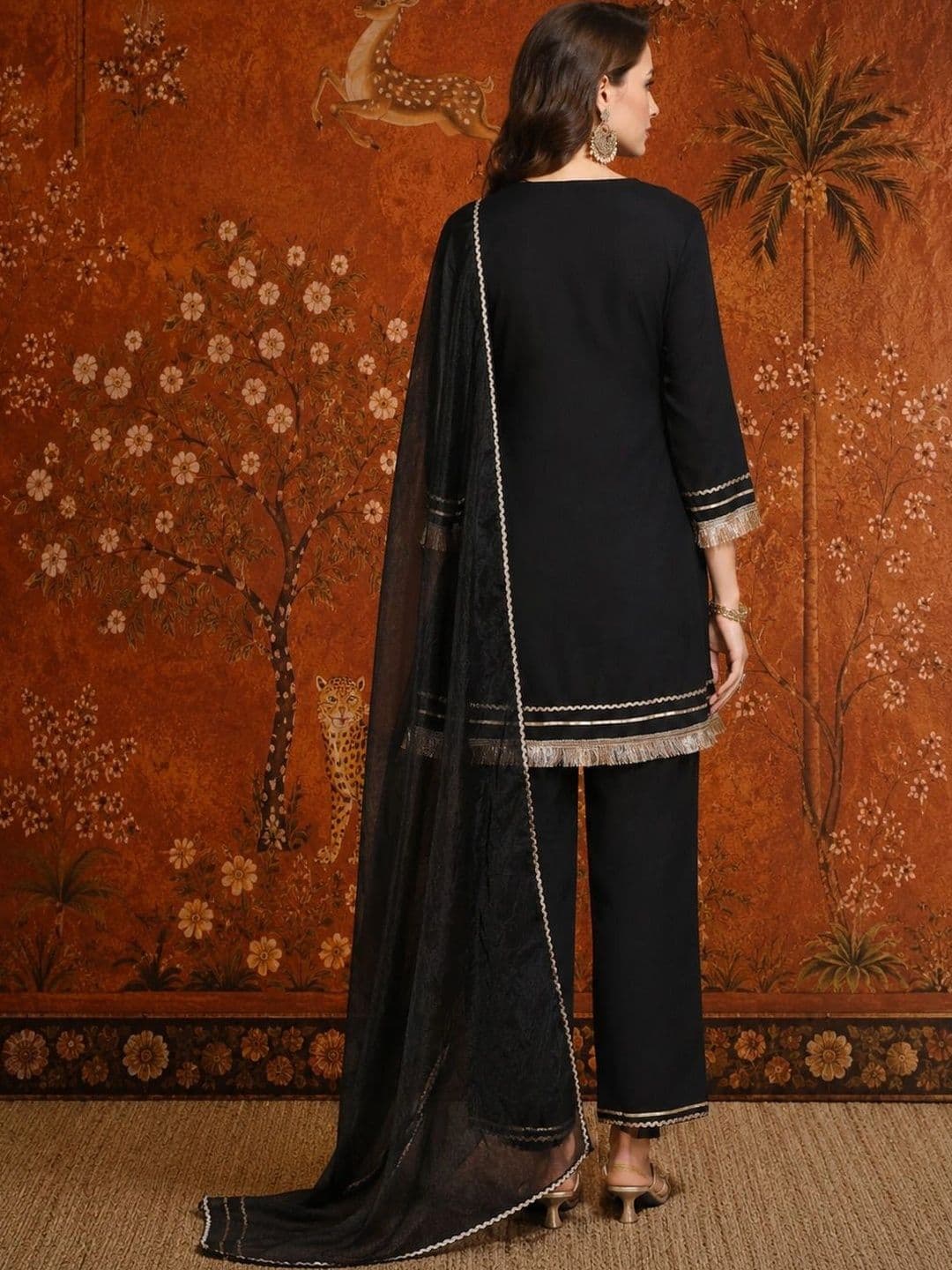 Sangria Women Regular Gotta Patti Pure Cotton Kurta with Palazzos & With Dupatta thumbnail 6