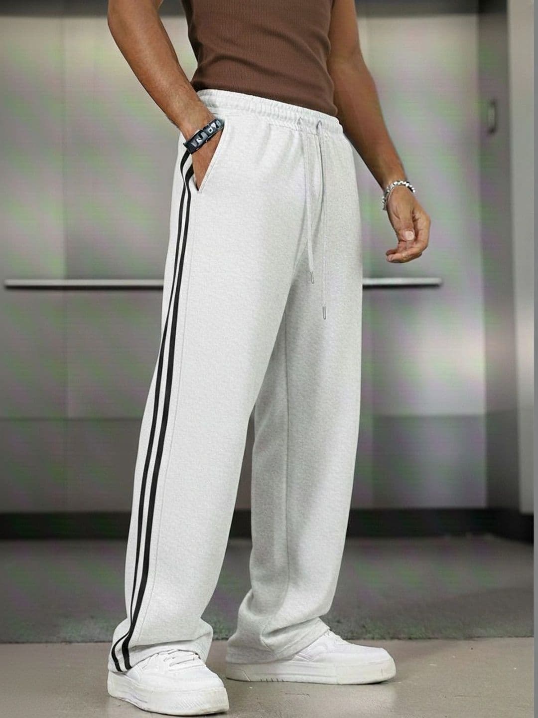 Daphne Maurier Men Regular Fit Training Joggers thumbnail 3