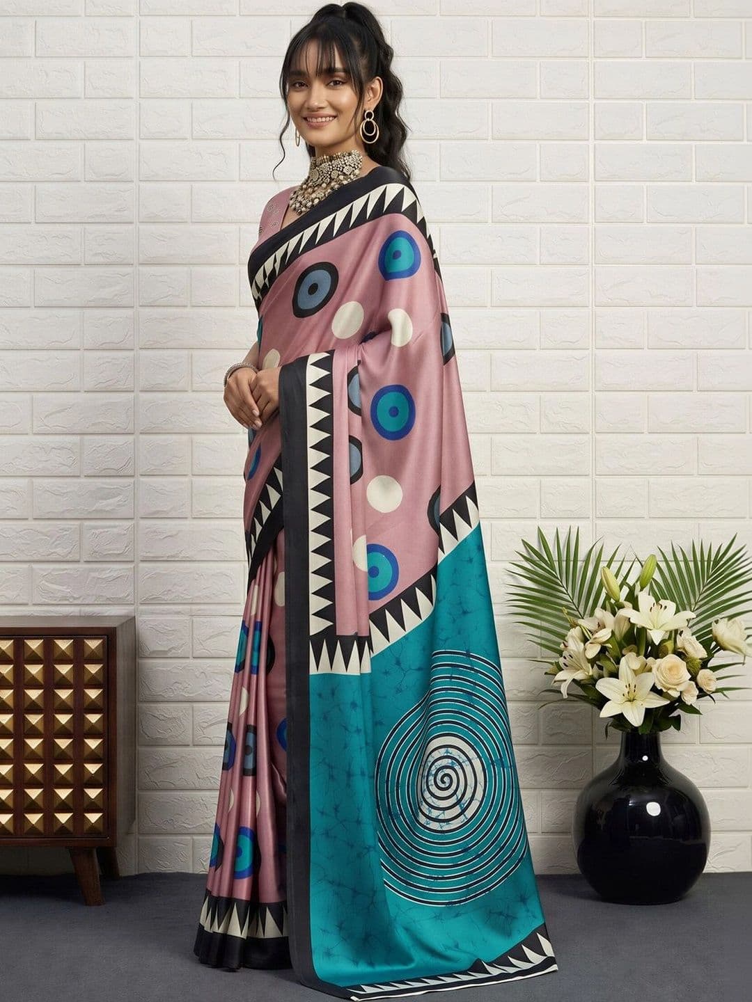 Anouk Ethnic Motifs Satin Designer Saree thumbnail 4