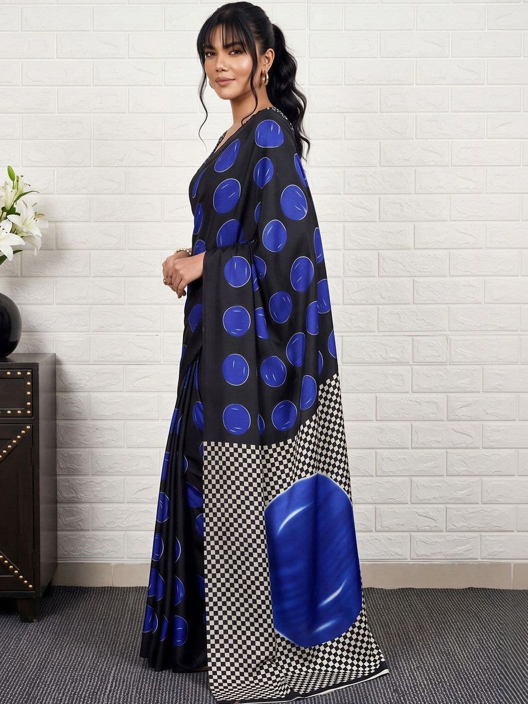 Anouk Polka Dot Satin Designer Banarasi Saree thumbnail 5