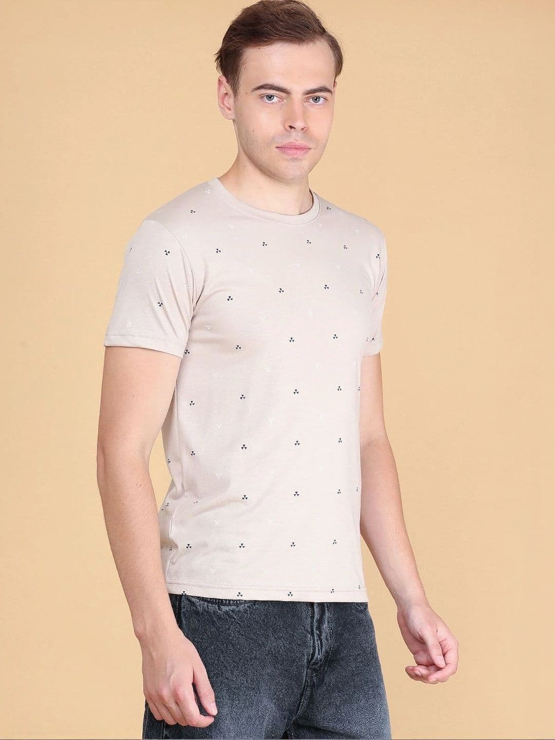 V-Mart Men Printed Round Neck Slim Fit T-shirt thumbnail 4