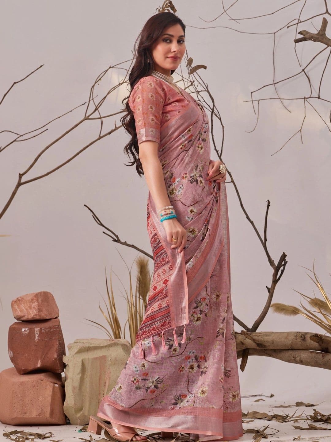 Moda Rapido Floral Linen Blend Designer Patola Saree thumbnail 3