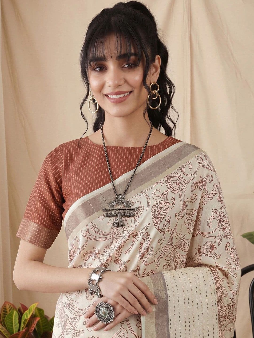 Anouk Embellished Silk Cotton Designer Chanderi Saree thumbnail 5