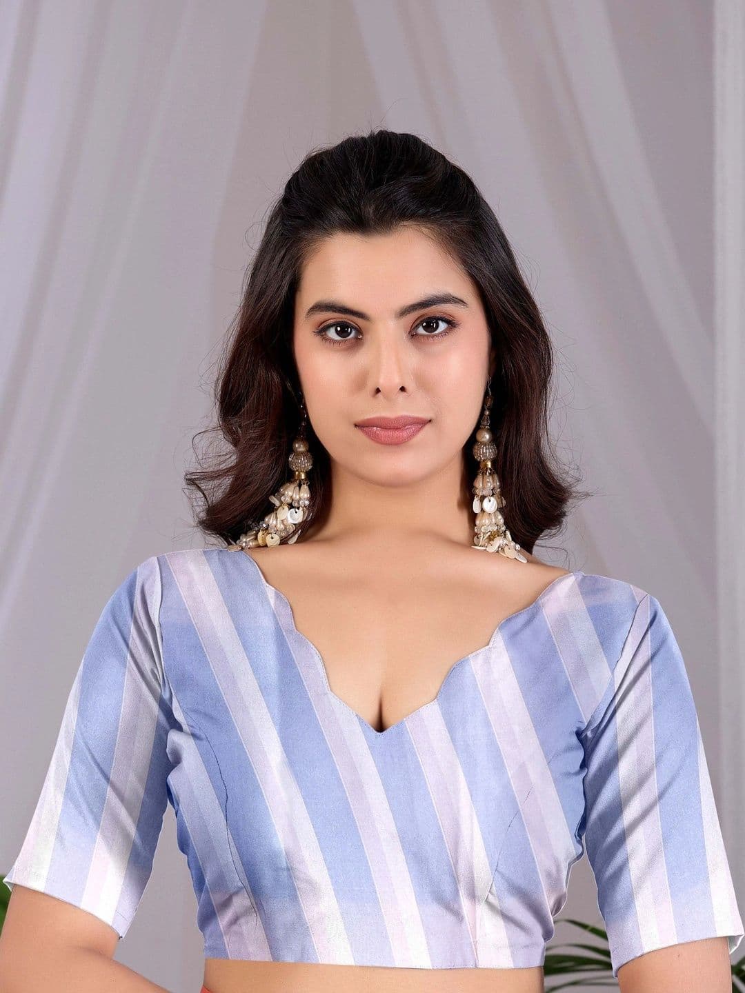 Moda Rapido Floral Satin Designer Saree thumbnail 3